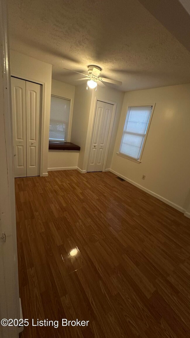 1509 Sharon Dr in Louisville, KY - Building Photo - Building Photo