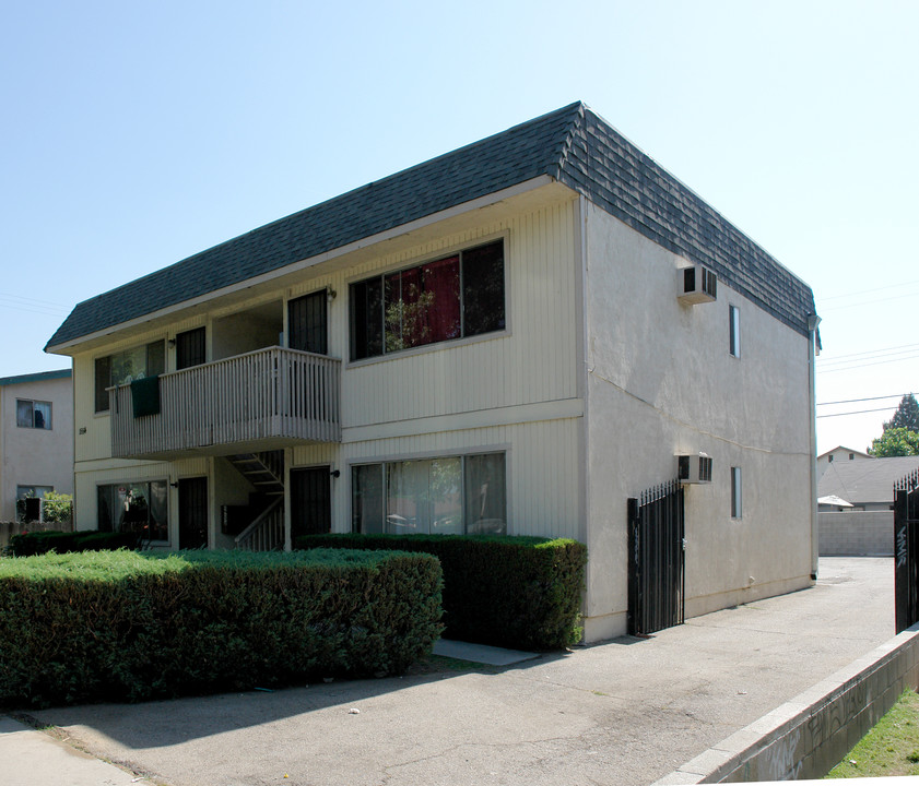 1554 N 11th Ave in Ontario, CA - Building Photo