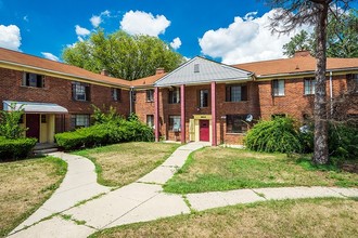 Capri Manor Apartments in Detroit, MI - Building Photo - Building Photo