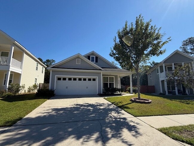 property at 320 Foster Greens Ct