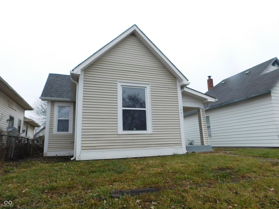 1201 N Ewing St in Indianapolis, IN - Building Photo