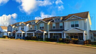 311 Sam Houston Cir in Clarksville, TN - Building Photo - Building Photo