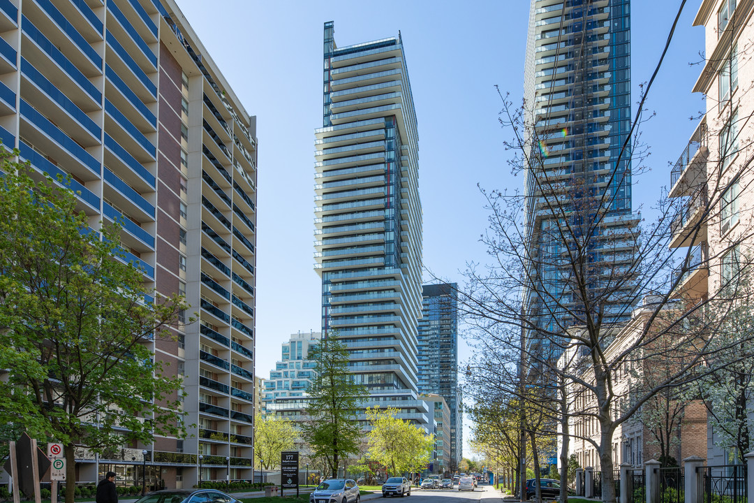 Redpath Condos in Toronto, ON - Building Photo