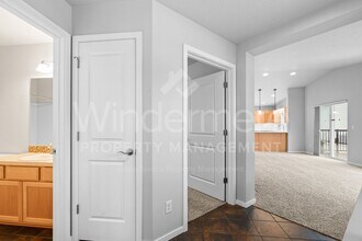 1842 W Summit Pkwy in Spokane, WA - Building Photo - Building Photo