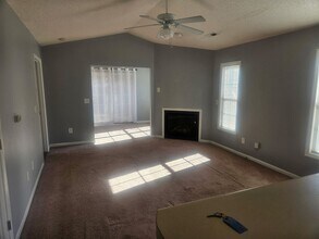 5845 Regent Village Dr in Winston-Salem, NC - Building Photo - Building Photo