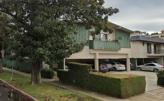 10676 Missouri Ave in Los Angeles, CA - Building Photo