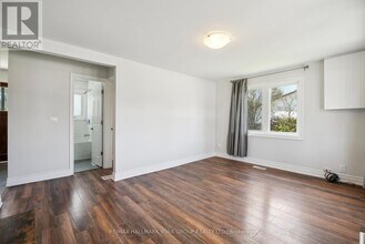 351 Winnifred Dr in Georgina, ON - Building Photo - Building Photo