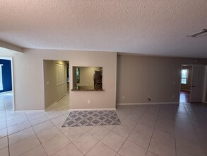 9280 Sable Ridge Cir in Boca Raton, FL - Building Photo - Building Photo