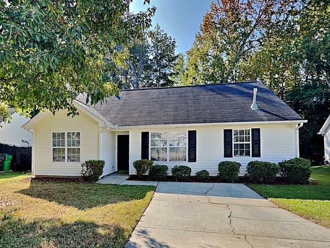 property at 2613 Fairstone Ave