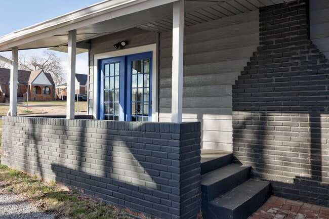 1715 NW 38th St in Oklahoma City, OK - Building Photo - Building Photo