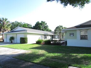419 Duchess Ct in Lakeland, FL - Building Photo - Building Photo