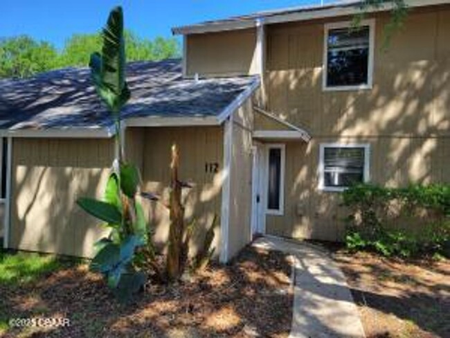 property at 112 Tomoka Meadows Blvd