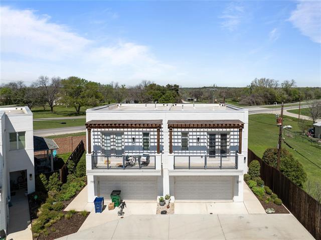 property at 115 Crossroads Cir