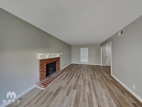 2981 Owendale Dr in Nashville, TN - Foto de edificio - Building Photo