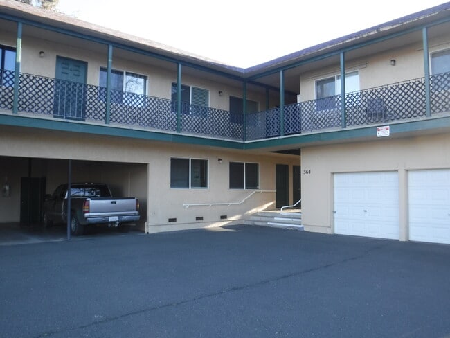 364 16th St, Unit #5