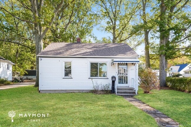 property at 1577 E 332nd St