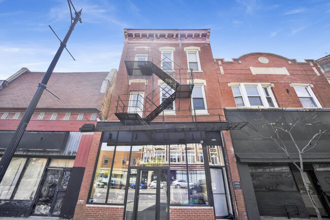property at 2545 W North Ave
