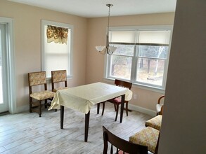 372 Phillips Rd in Bourne, MA - Building Photo - Building Photo