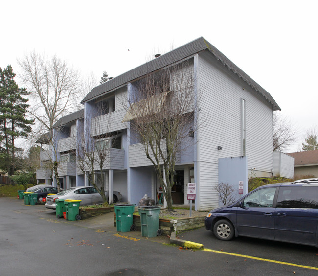 14376 SW Farmington Rd in Beaverton, OR - Building Photo - Building Photo