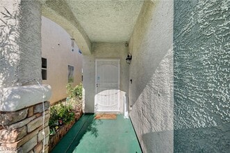 5674 Diamond Palm Ct in Las Vegas, NV - Building Photo - Building Photo