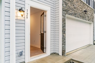 129 Dusky Willow Dr in Reynoldsburg, OH - Foto de edificio - Building Photo