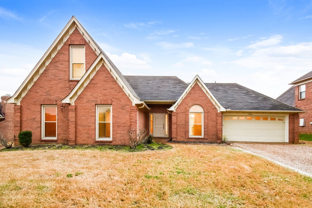 4560 Wood Fox Cove in Memphis, TN - Building Photo