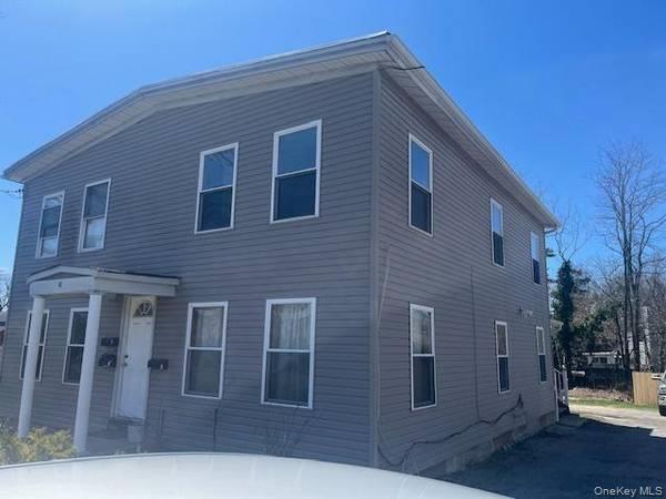 42 Lincoln Ave in Sayville, NY - Building Photo