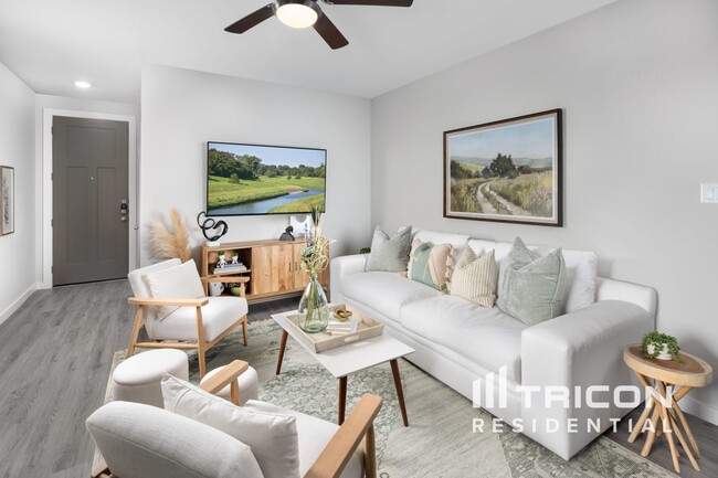 property at 2334 Bailey Flds Ln