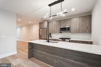626 W Norris St in Philadelphia, PA - Building Photo - Building Photo