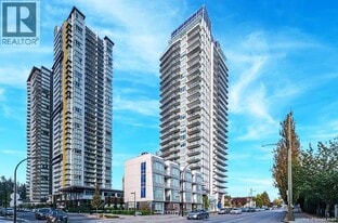 5051 Imperial St in Burnaby, BC - Building Photo