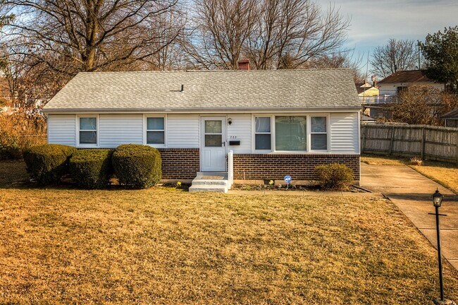 203 Bluefield Rd in Newark, DE - Building Photo - Building Photo