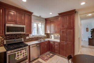 15 Indiana Ave, Unit #17 in Somerville, MA - Building Photo