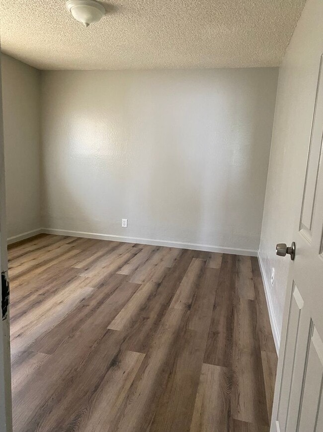 property at 4824 E Hedges Ave