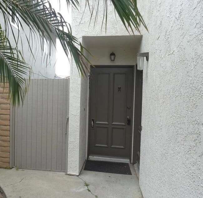 711 Ivywood Dr in Oxnard, CA - Building Photo - Building Photo