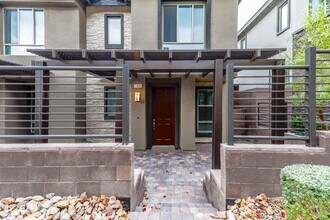 11688 Emerald Lk Ave in Las Vegas, NV - Building Photo - Building Photo