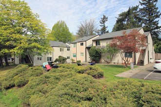 fivec01 in Portland, OR - Building Photo - Interior Photo