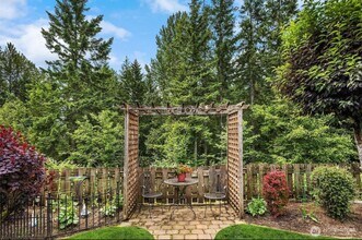 27988 Maple Ridge Way SE in Maple Valley, WA - Building Photo - Building Photo