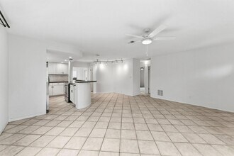 766 20th Ave N in St. Petersburg, FL - Building Photo - Building Photo