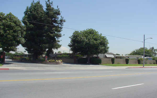 Rancho Glendora Mobil Villas in Glendora, CA - Foto de edificio