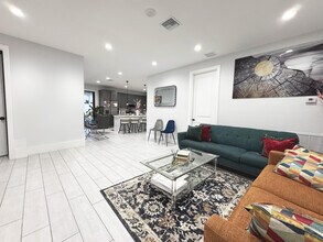 3855 Ocala Rd in Atlantis, FL - Building Photo - Building Photo