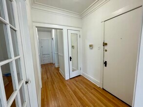 420 S Austin Blvd, Unit 420 S. Austin Blvd.#3 in Oak Park, IL - Building Photo - Building Photo