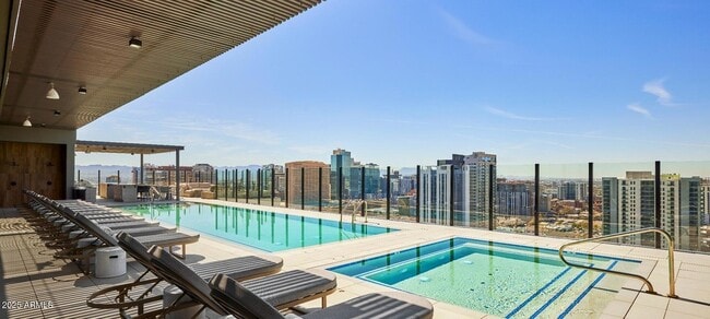 817 N 6th St, Unit S2 in Phoenix, AZ - Building Photo - Building Photo