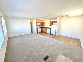 3211 Carver Ave in Kingman, AZ - Building Photo - Building Photo