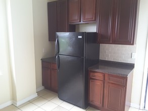 6834 S Ada St-Unit -2nd in Chicago, IL - Building Photo - Building Photo
