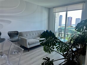 1723 SW 2nd Ave in Miami, FL - Building Photo - Building Photo