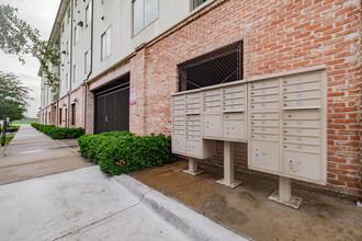 Lofts at Fair Park in Dallas, TX - Foto de edificio - Building Photo