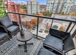 35 Saranac Blvd in Toronto, ON - Building Photo - Building Photo