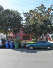 1213 N Ardmore Ave in Los Angeles, CA - Building Photo - Building Photo