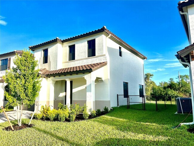 5613 Cassidy Ln in Ave Maria, FL - Building Photo - Building Photo