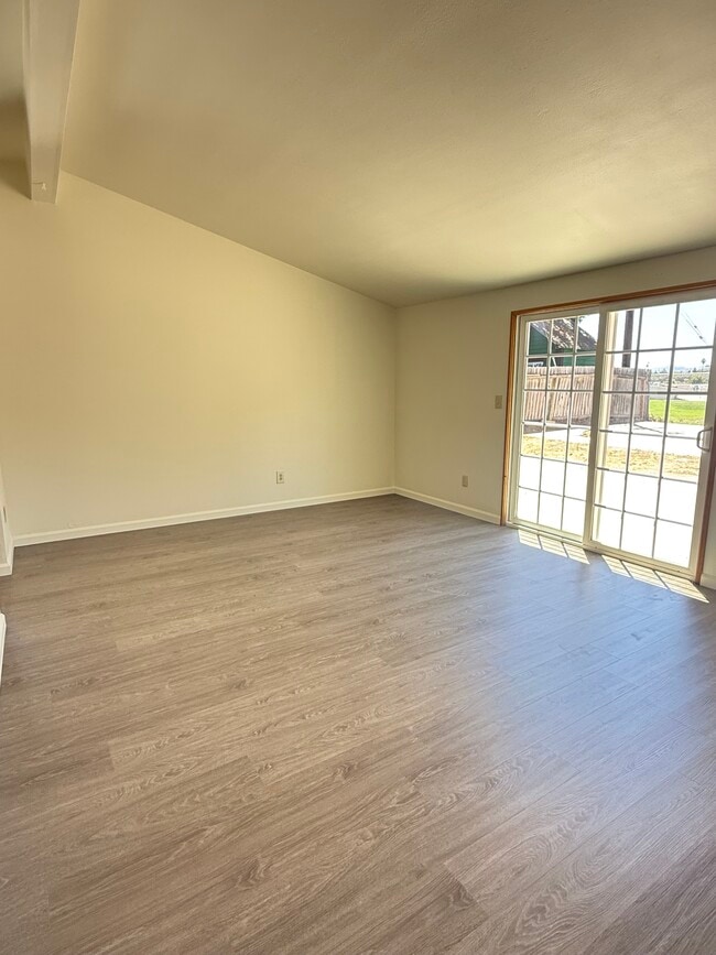 1506 Calle Siete in Lompoc, CA - Building Photo - Building Photo